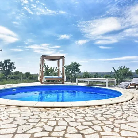 Anwesen Steinperle Mit Beheiztem Schwimmbad By Interhome Brkic