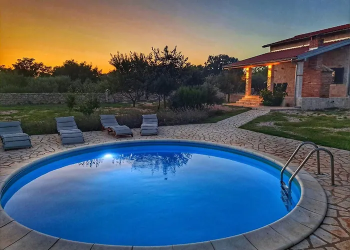 Anwesen Steinperle Mit Beheiztem Schwimmbad By Interhome Hébergement de vacances *