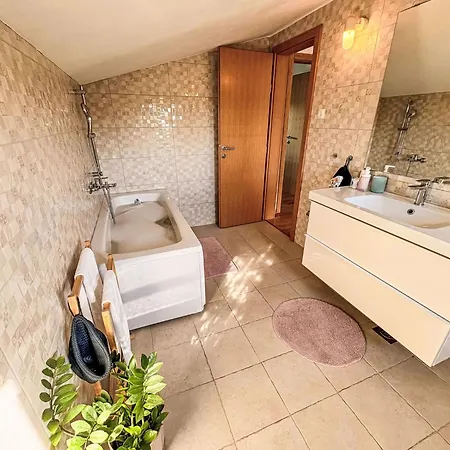 Anwesen Steinperle Mit Beheiztem Schwimmbad By Interhome Casa vacanze